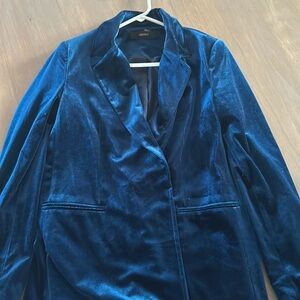 Forever 21 blue velvet holiday blazer